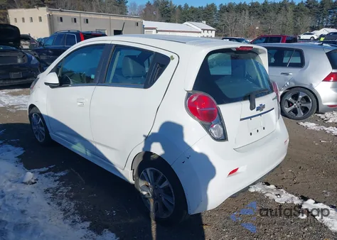 2015 Chevrolet Spark Ev 1Lt из США, поврежденный, VIN KL8CK6S00FC779178